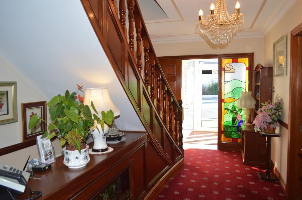 Отель Balcony House Голуэй Экстерьер фото